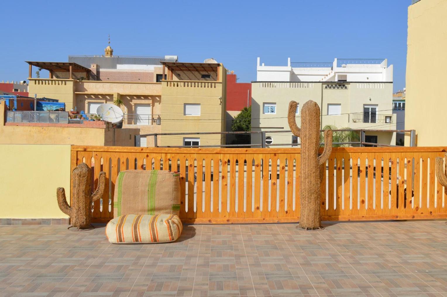 Sunset Surfhouse Morocco Hostel Tamraght Exterior photo